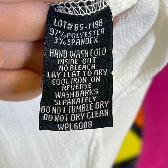 Rock & Roll Cowgirl, Sleeveless Hi Low Hem Shirt. Size Medium. Excellent cond! - Picture 6 of 7